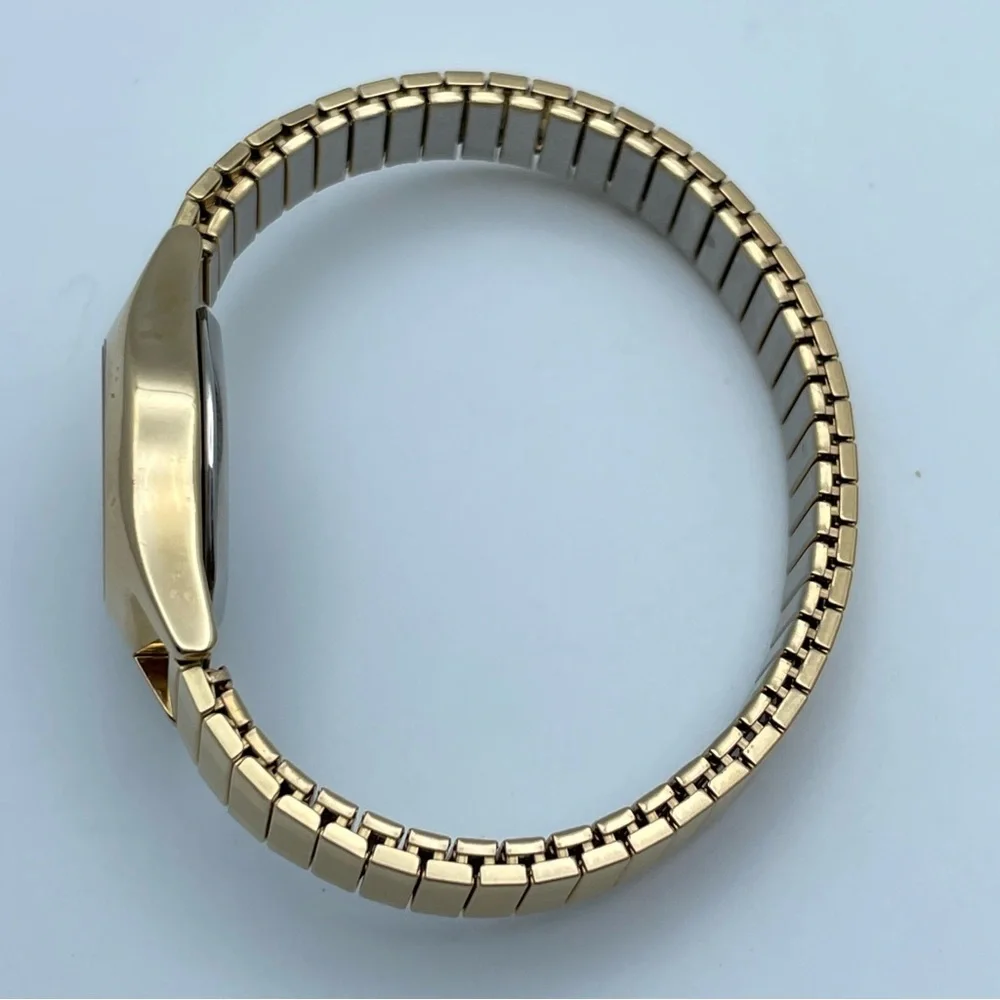 Armitron Diamond Quartz Gold Tone Stretch Watch Black Dial New Battery